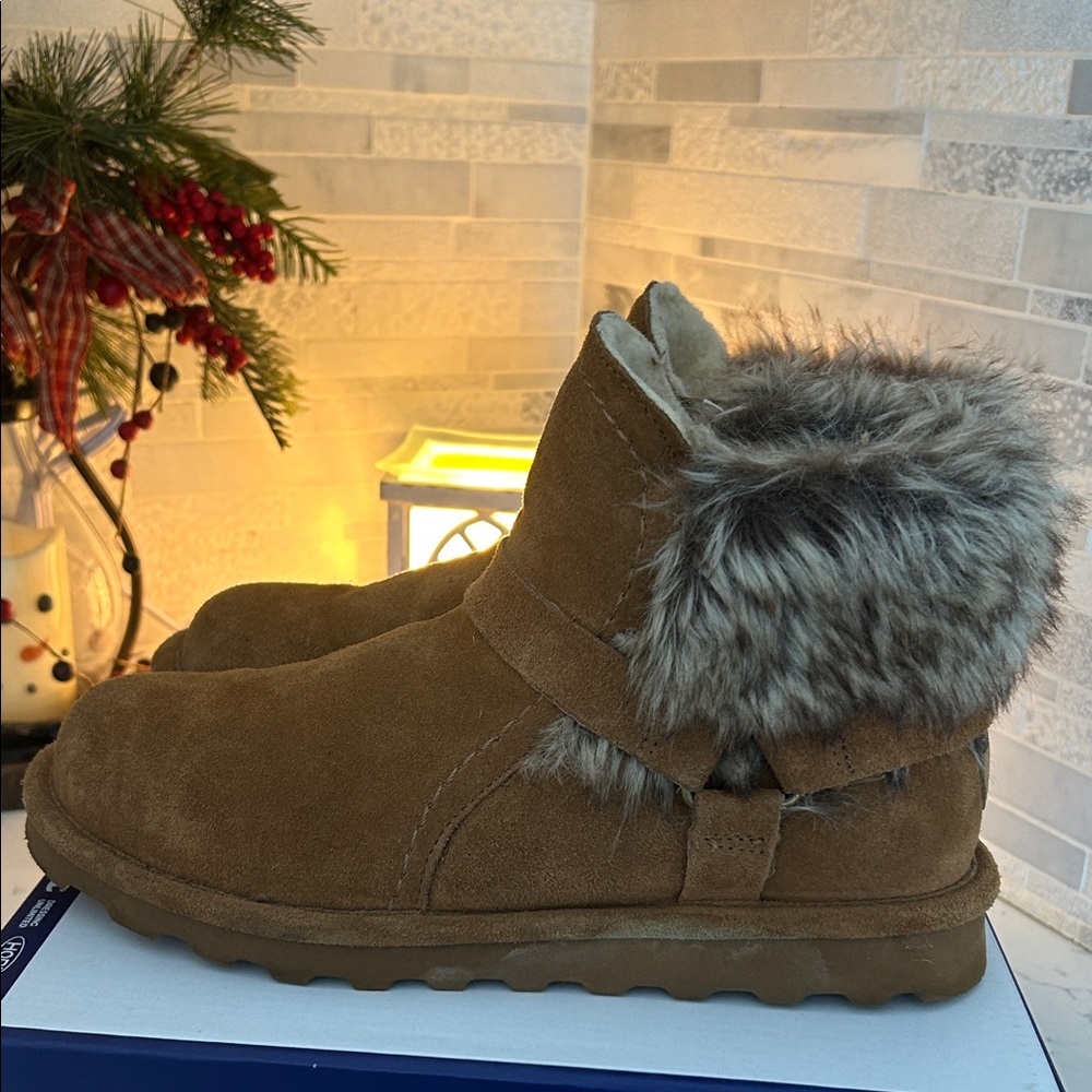 BearPaw Brown Winter Boots with Fur Trim